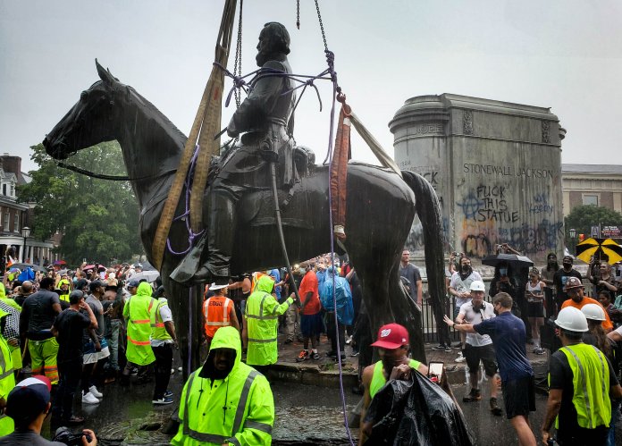 Rural Virginians vote to keep Confederate monuments