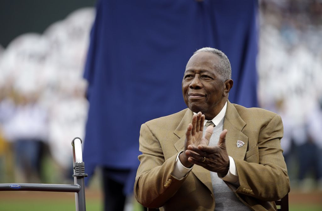 Baseball Hall of Famer Hank Aaron dies