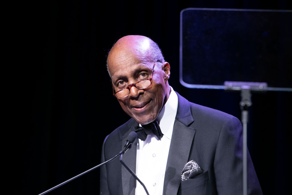 Vernon Jordan, civil rights activist, dies